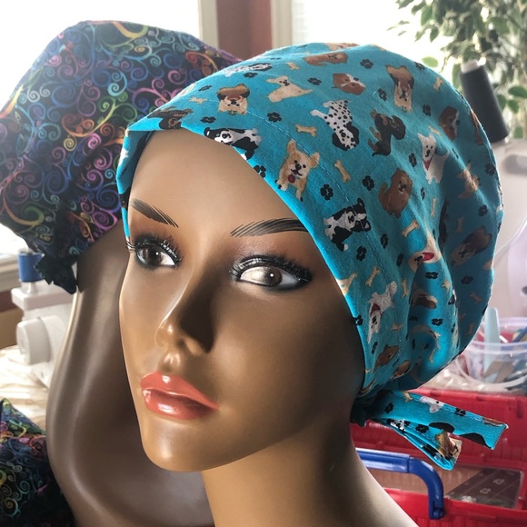 Puppies design scrub cap. - Picture 3 of 3